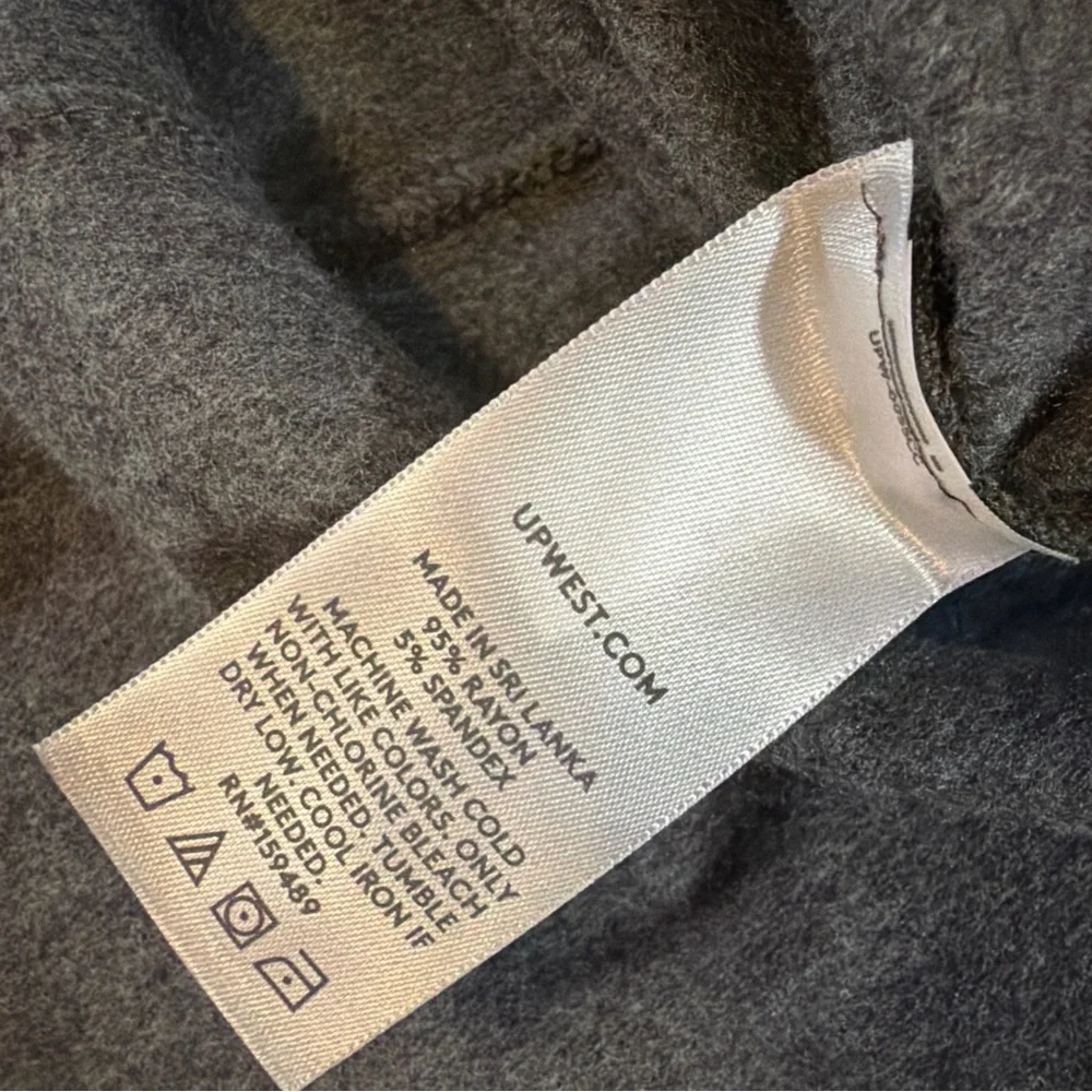 UpWest Women's Unwind Cocoon Cardigan Sz Small Dark Gray - Picture 8 of 8
